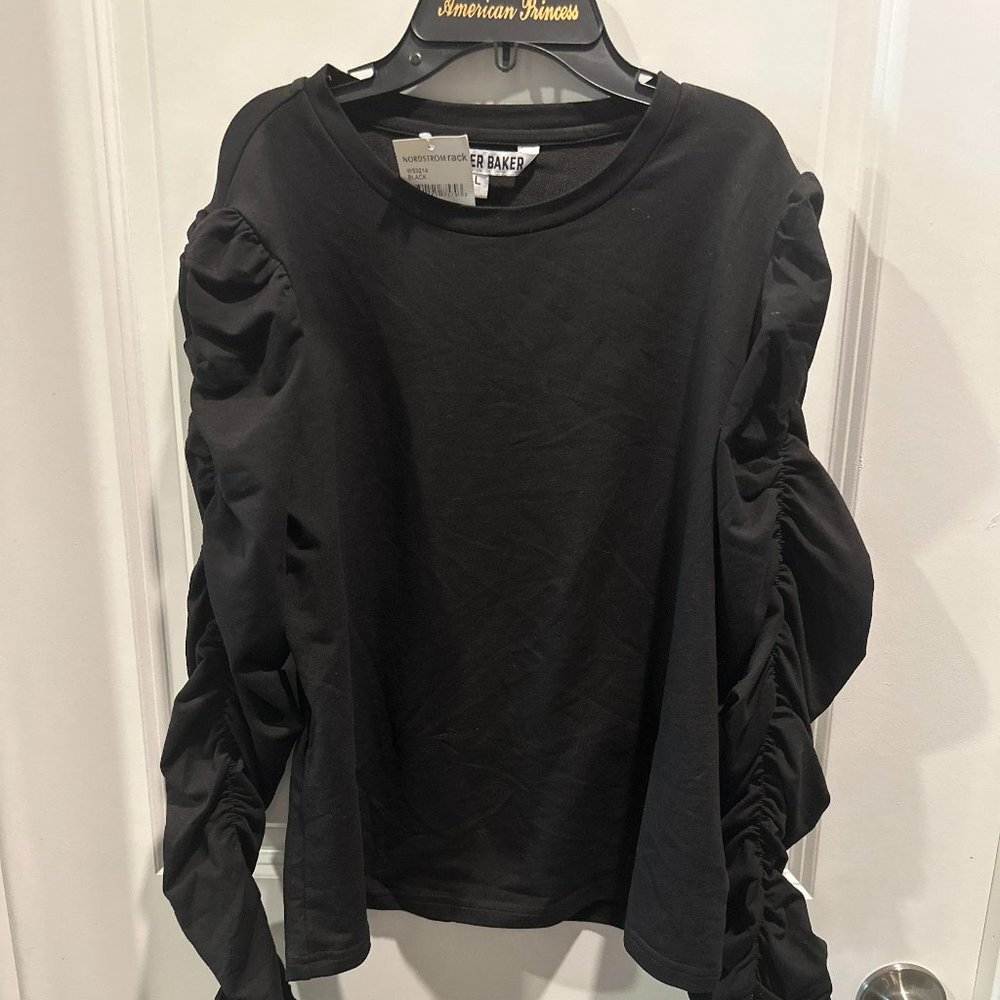 Walter Baker Dot Top - Picture 6 of 11